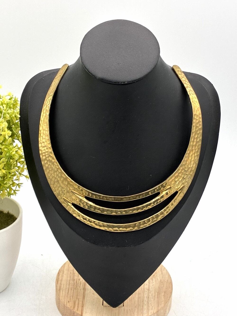 Vintage Made in India Hammered Gold Tone Collar Choker Cutout Statement Necklace